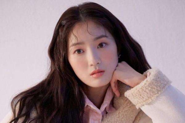 Profil Biodata Kim Hye Yoon, Artis Cantik Pemeran Kang Ye Seo di Sky Castle Profil Biodata Kim Hye Yoon, Artis Cantik Pemeran Kang Ye Seo di Sky Castle