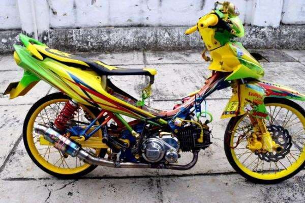 Modifikasi Vega ZR <i>Road Race</i>, Unik dan Keren Modifikasi Vega ZR <i>Road Race</i>, Unik dan Keren
