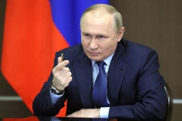 Senator AS: Jika Putin Ledakkan Nuklir di Ukraina, NATO Harus Pertimbangkan Serang Rusia