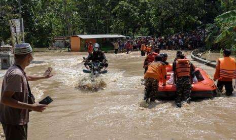 Banjir di Kabupaten Cilacap Berangsur Surut