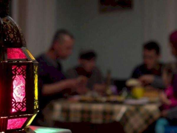 Doa Sahur beserta Artinya dan Bedanya dengan Niat Puasa Ramadhan Doa Sahur beserta Artinya dan Bedanya dengan Niat Puasa Ramadhan