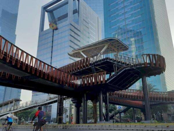 Jakarta Rasa Korea! Ini Lho JPO Pinisi, Tanpa Atap dan Ada Jalur Sepeda Jakarta Rasa Korea! Ini Lho JPO Pinisi, Tanpa Atap dan Ada Jalur Sepeda