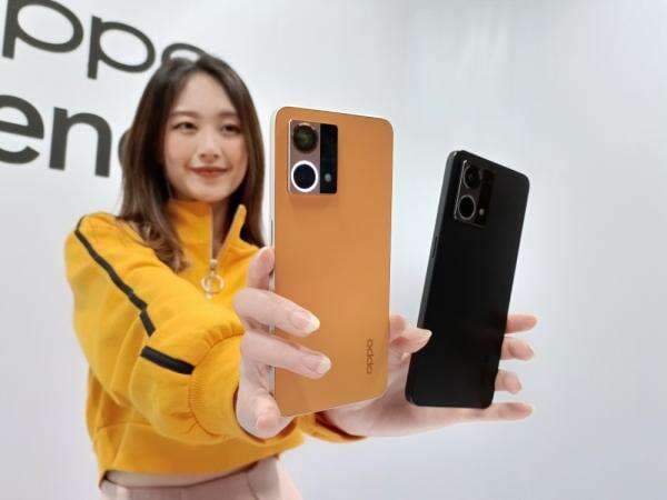 Harga OPPO Reno7 adalah 5.2 Juta , Perangkat Resmi Diperkenalkan dan Sudah Bisa Dipesan Harga OPPO Reno7 adalah 5.2 Juta , Perangkat Resmi Diperkenalkan dan Sudah Bisa Dipesan