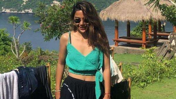 5 Outfit ke Pantai ala Adinda Thomas, Tanpa Bikini Tetap Curi Perhatian! 5 Outfit ke Pantai ala Adinda Thomas, Tanpa Bikini Tetap Curi Perhatian!