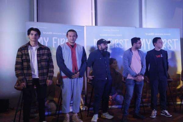 Dwi Sasono Ungkap Peran Baskara dalam Film My First: Saya Dedikasikan untuk Single Father Dwi Sasono Ungkap Peran Baskara dalam Film My First: Saya Dedikasikan untuk Single Father