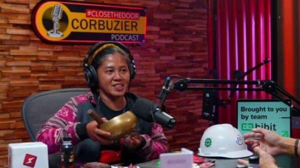 Remot AC Langit Mirip Punya Rara Pawang Hujan Mandalika Dijual di Shopee, Harganya Rp 120 Juta Remot AC Langit Mirip Punya Rara Pawang Hujan Mandalika Dijual di Shopee, Harganya Rp 120 Juta