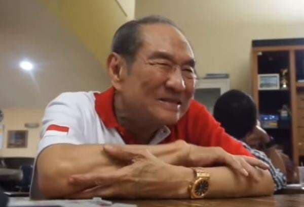 Kembali Viral, Saat Orang Kaya Nomor 2 RI Curhat Susah Nikmati Makanan Pinggir Jalan Kembali Viral, Saat Orang Kaya Nomor 2 RI Curhat Susah Nikmati Makanan Pinggir Jalan