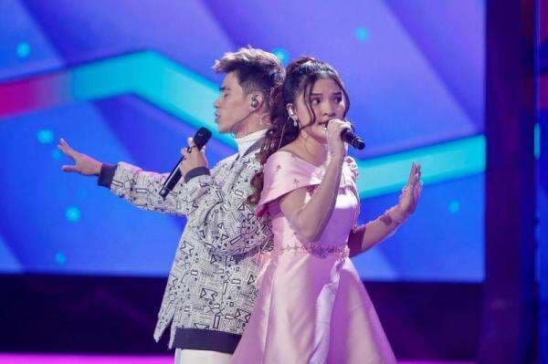 Maysha dan Alvin Duet di Gala Live Show X Factor, Rossa: Nggak Mudah Nyanyi Bareng Orang yang Kita Sukai Maysha dan Alvin Duet di Gala Live Show X Factor, Rossa: Nggak Mudah Nyanyi Bareng Orang yang Kita Sukai