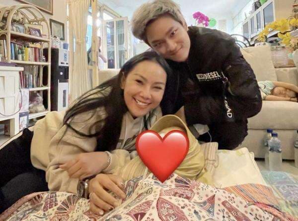 Alasan Deddy dan Azka Tak Hadiri Pemakaman Ibunda Kalina Oktarani Alasan Deddy dan Azka Tak Hadiri Pemakaman Ibunda Kalina Oktarani