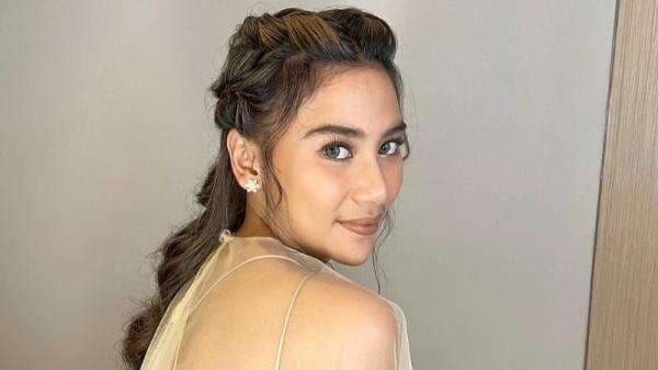 5 Model Rambut Adinda Thomas, Bikin Gaya Makin Imut! 5 Model Rambut Adinda Thomas, Bikin Gaya Makin Imut!