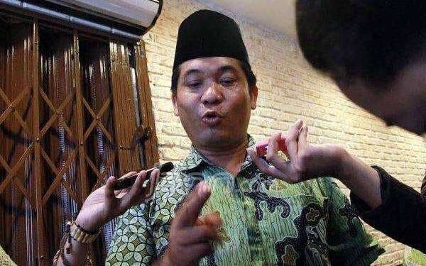 Ray Rangkuti Sentil Jokowi, Pecat Mendag Lutfi Jadi Solusi