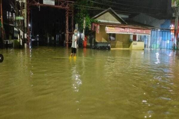 Pengungsi Banjir Meningkat 7 Kali Lipat Dibanding Tahun Lalu