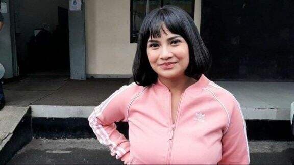 Viral Wanita Mirip Vanessa Angel, Tanggapan Netter Tuai Pro dan Kontra: Maksa Banget Ye... Viral Wanita Mirip Vanessa Angel, Tanggapan Netter Tuai Pro dan Kontra: Maksa Banget Ye...