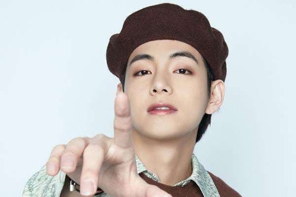 V BTS Bocorkan Isi Percakapan dengan Lady Gaga di Grammy Awards 2022 V BTS Bocorkan Isi Percakapan dengan Lady Gaga di Grammy Awards 2022