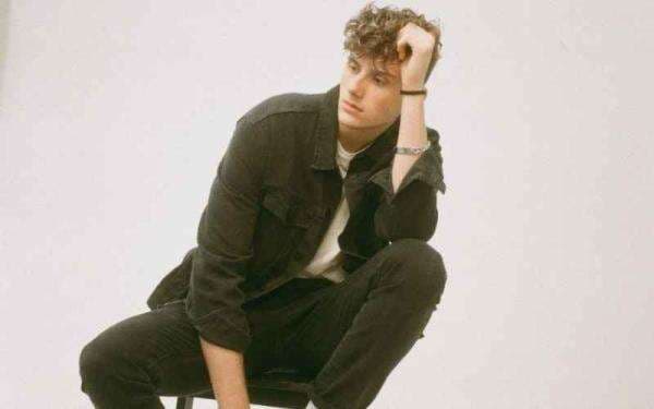 JVKE Rilis Single Baru “this is what heartbreak feels like” JVKE Rilis Single Baru “this is what heartbreak feels like”