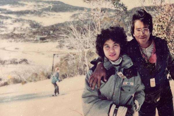 Hotman Paris Nostalgia Masa Muda Bersama Sang Istri, Netizen: Best Couple Banget Hotman Paris Nostalgia Masa Muda Bersama Sang Istri, Netizen: Best Couple Banget