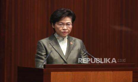Sekretaris Utama Hong Kong Dicopot