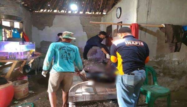 Diduga gegara Batal Kerja di Pabrik Lumpia, Pemuda di Indramayu Gantung Diri Diduga gegara Batal Kerja di Pabrik Lumpia, Pemuda di Indramayu Gantung Diri