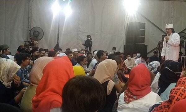 Diundang Megawati Ceramah di Markas PDIP, Cak Nun Sempat Merasa Bingung