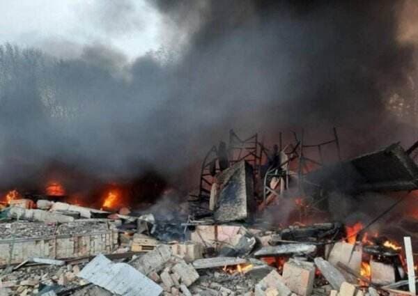 Mengerikan, Roket Rusia Menghancurkan Bandara Dnipro di Ukraina