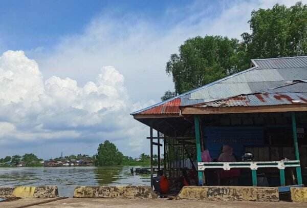 Diduga Tenggelam, Pencarian Pemancing di Sungai Martapura Berlanjut