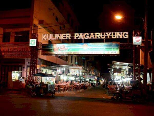 3 Wisata Malam di Medan, Cocok untuk Santai Sambil Berburu Kuliner Selepas Tarawih 3 Wisata Malam di Medan, Cocok untuk Santai Sambil Berburu Kuliner Selepas Tarawih