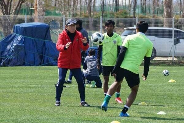Timnas U-19 Jeblok Jangan Salahkan Shin Tae Yong, Ujar Pengamat