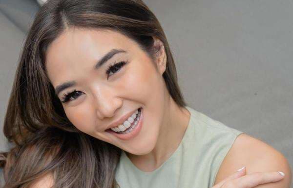 10 Artis Asli Surabaya, Nomor 8 Banyak Sensasi yang Menghebohkan 10 Artis Asli Surabaya, Nomor 8 Banyak Sensasi yang Menghebohkan