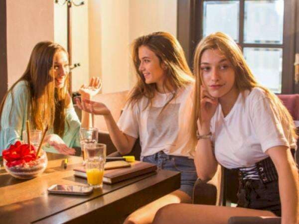 5 Tipe Orang yang Gak Cocok Dijadikan Teman, Hindari dalam Pergaulan! 5 Tipe Orang yang Gak Cocok Dijadikan Teman, Hindari dalam Pergaulan!