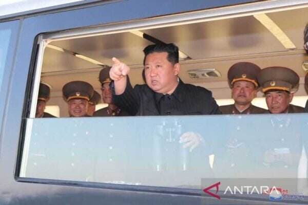 Gawat Apakah Ini Persiapan untuk Perang Nuklir, Kim Jong Un Awasi Uji Coba Senjata Berpemandu Jenis Baru Korut
