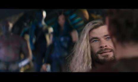 Trailer Thor: Love and Thunder Bikin Warganet Mengira Thor adalah Gay