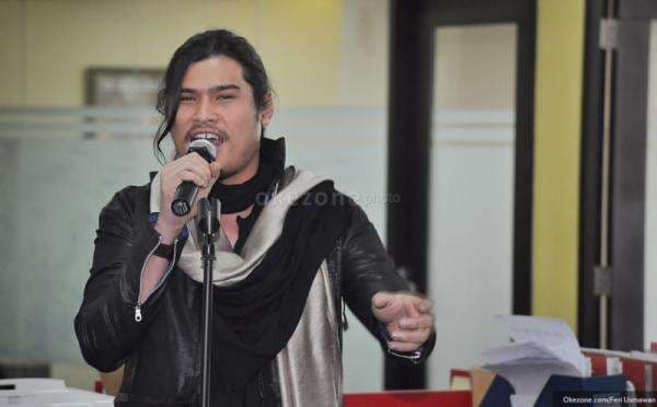 Virzha Dipanggil Bareskrim Terkait Kasus DNA Pro, Ibunda Panik Virzha Dipanggil Bareskrim Terkait Kasus DNA Pro, Ibunda Panik