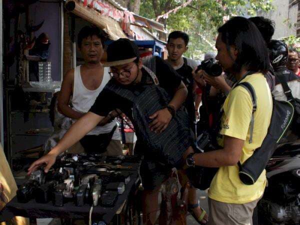 Thrift Shop Legend di Jakarta, Jual Barang Bekas Original Gak Pake Mahal Thrift Shop Legend di Jakarta, Jual Barang Bekas Original Gak Pake Mahal