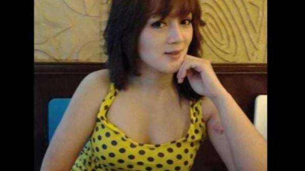 Muncul di Hastag Mahasewa Bukan Mahasiswa, si Cantik Menuk Wulandari Dituding Provokator Demo Muncul di Hastag Mahasewa Bukan Mahasiswa, si Cantik Menuk Wulandari Dituding Provokator Demo