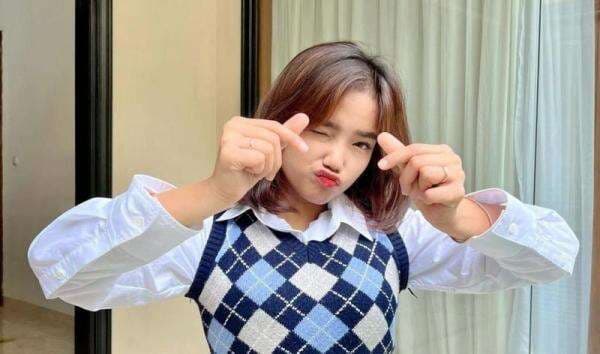 Sempat Tampil Tomboy, Bikin Kaget Fuji Sering Ditembak Cewek Sempat Tampil Tomboy, Bikin Kaget Fuji Sering Ditembak Cewek