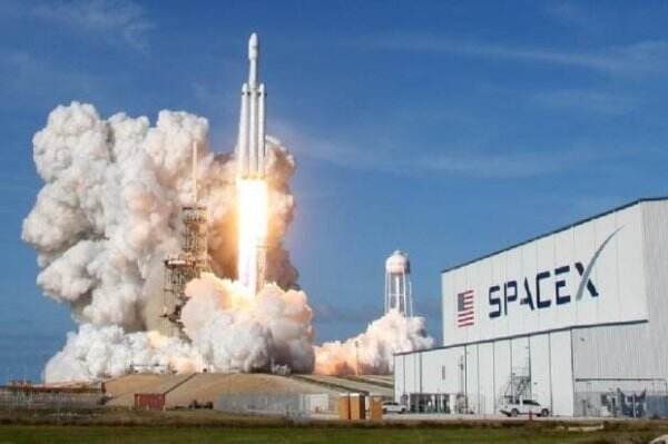 Jokowi Akan Bertandang ke SpaceX pada 14 Mei Mendatang