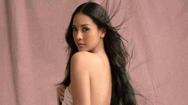 Potret Anya Geraldine Tampil Polos Tanpa Riasan di Ranjang, Netizen: Merem Aja Cantik! Potret Anya Geraldine Tampil Polos Tanpa Riasan di Ranjang, Netizen: Merem Aja Cantik!