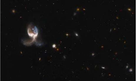 Teleskop Hubble Menangkap Gambar ` Sayap Malaikat` di Luar Angkasa