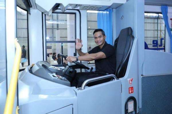 Biodata dan Profil Anindya Bakrie, Pengusaha Sukses Sekaligus Pemimpin Generasi Ketiga Bakrie Group Biodata dan Profil Anindya Bakrie, Pengusaha Sukses Sekaligus Pemimpin Generasi Ketiga Bakrie Group