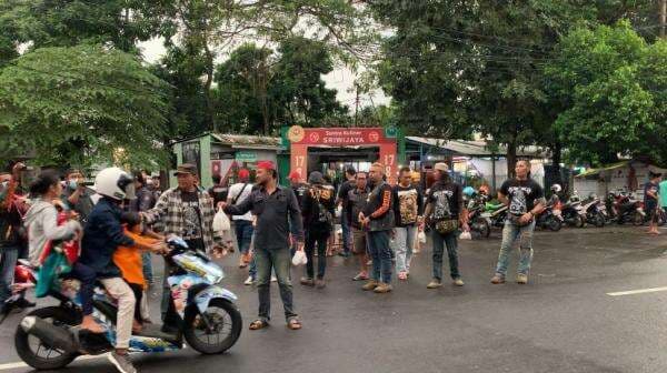 Branjang Kawat Beraksi “Puluhan Motor Terhenti” Branjang Kawat Beraksi “Puluhan Motor Terhenti”