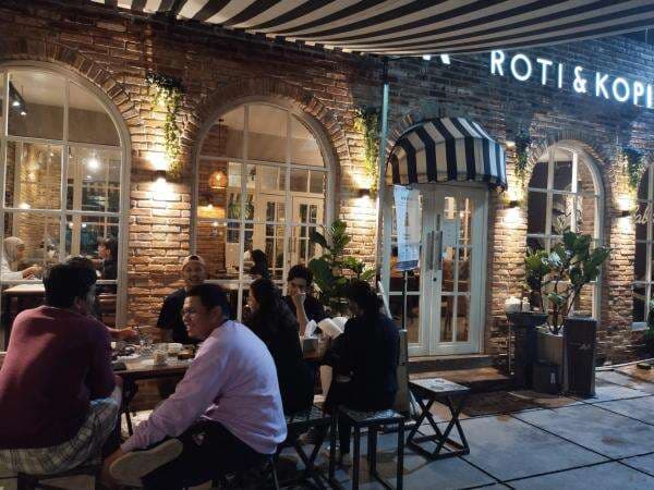 Kedai Malabar, Tempat Nongkrong Asyik di Jakarta Timur Kedai Malabar, Tempat Nongkrong Asyik di Jakarta Timur