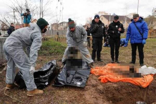 Polisi Ukraina: 3 Mayat dengan Tangan Terikat Ditemukan Dekat Bucha
