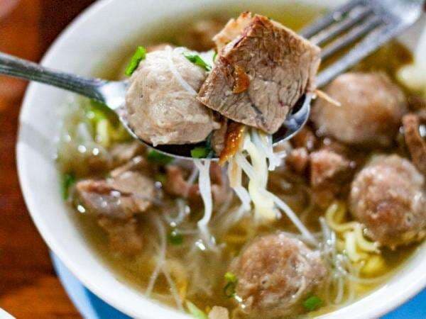 3 Warung Bakso Paling Enak di Medan, Cocok Dikunjungi untuk Makan Siang saat Lebaran 3 Warung Bakso Paling Enak di Medan, Cocok Dikunjungi untuk Makan Siang saat Lebaran