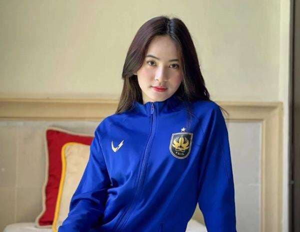 Profil Biodata RRQ Vivi Novika, Bidadari Eks Atlet eSport Penakluk Hati Alfeandra Dewangga Profil Biodata RRQ Vivi Novika, Bidadari Eks Atlet eSport Penakluk Hati Alfeandra Dewangga