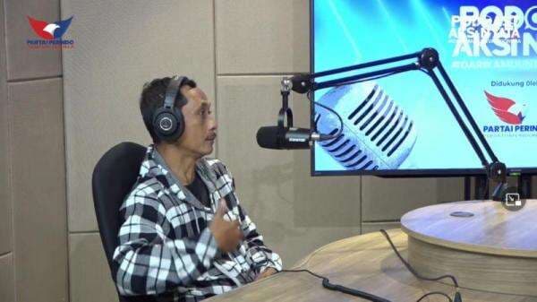 Podcast Aksi Nyata Perindo: Curhat Ayah Pedagang Cilok yang Kini Sukses Jadi Seleb Tiktok Podcast Aksi Nyata Perindo: Curhat Ayah Pedagang Cilok yang Kini Sukses Jadi Seleb Tiktok