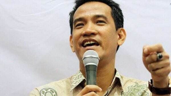 Refly Harun Sebut Jokowi Takut Kalah Pamor dari Anies, Ngabalin dan Ruhut Kompak Menyerang