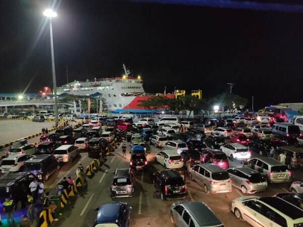 Waspada! Banyak Calo Tiket di Pelabuhan Panjang Lampung