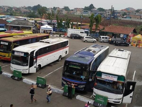 Arus Balik di Terminal Kampung Rambutan Mereda, Pagi Ini Tak Sampai 1.000 Penumpang