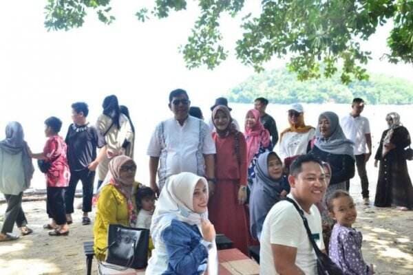 Boyong Istri ke Pantai Pulau Datok, Citra: Alhamdulillah
