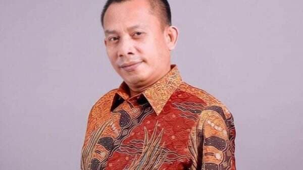 Komisaris PT Pelni Dede Budhyarto Rusak Citra Jokowi karena Kerap Bikin Cuitan Kebencian